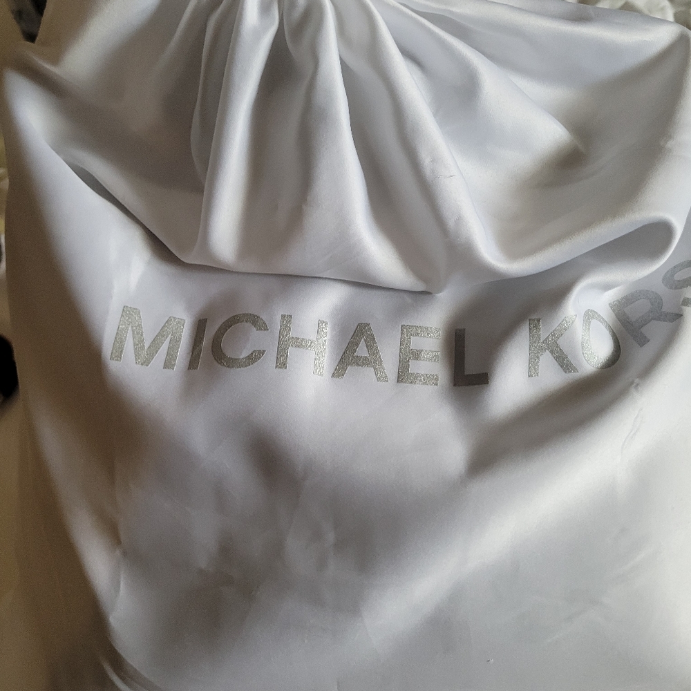 Bags - Picture 10 of 10